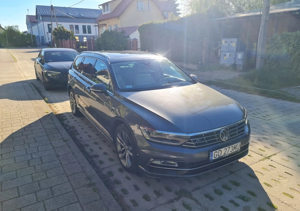 Volkswagen Passat cena 99000 przebieg: 194500, rok produkcji 2016 z Toruń małe 121